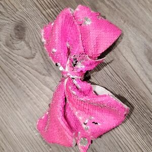 JoJo Siwa Vibrant Pink Sequin Bow